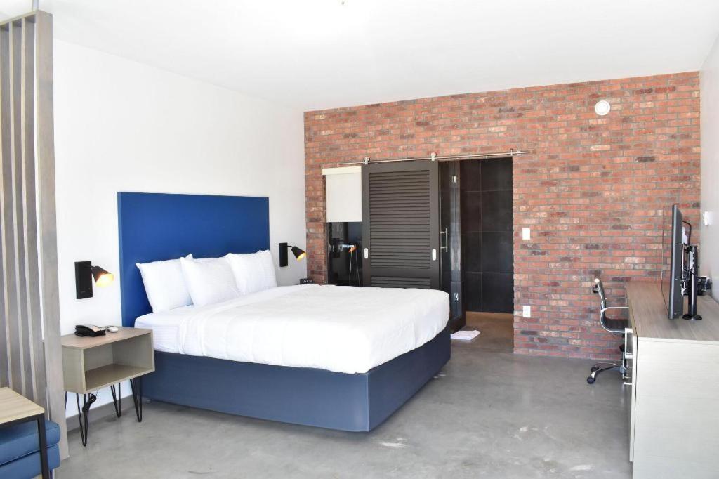Hotel Bella Jersey Village Екстер'єр фото